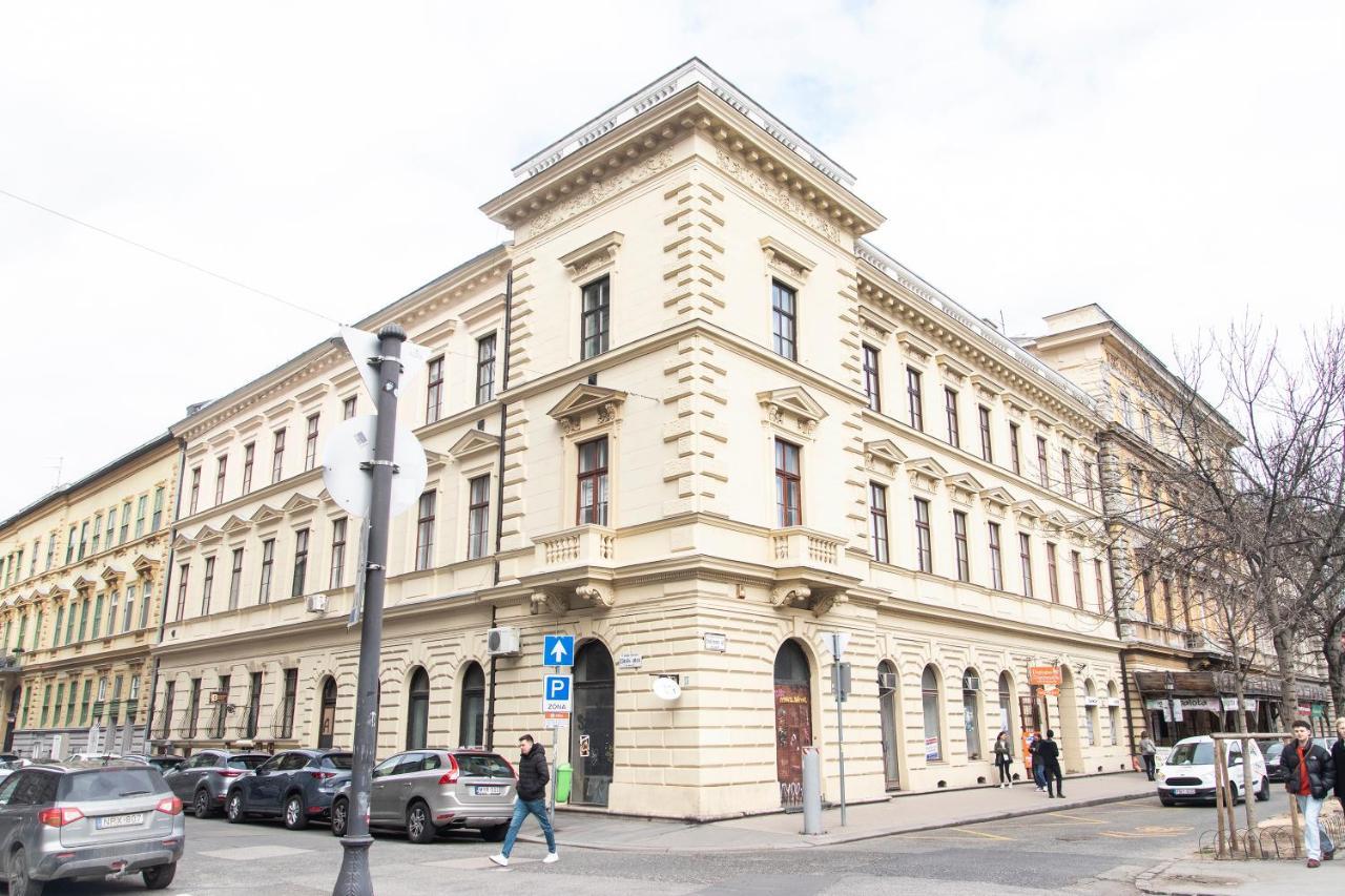 Lucky 54 Apartment Budapest Eksteriør bilde